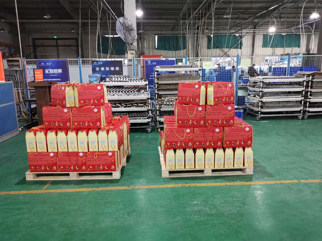 �᳹����������ȫ��ȷ������������һ��Ա��